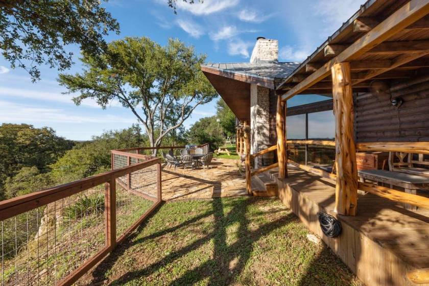 exterior view of Fredericksburg, Tx rental showing beautiful view